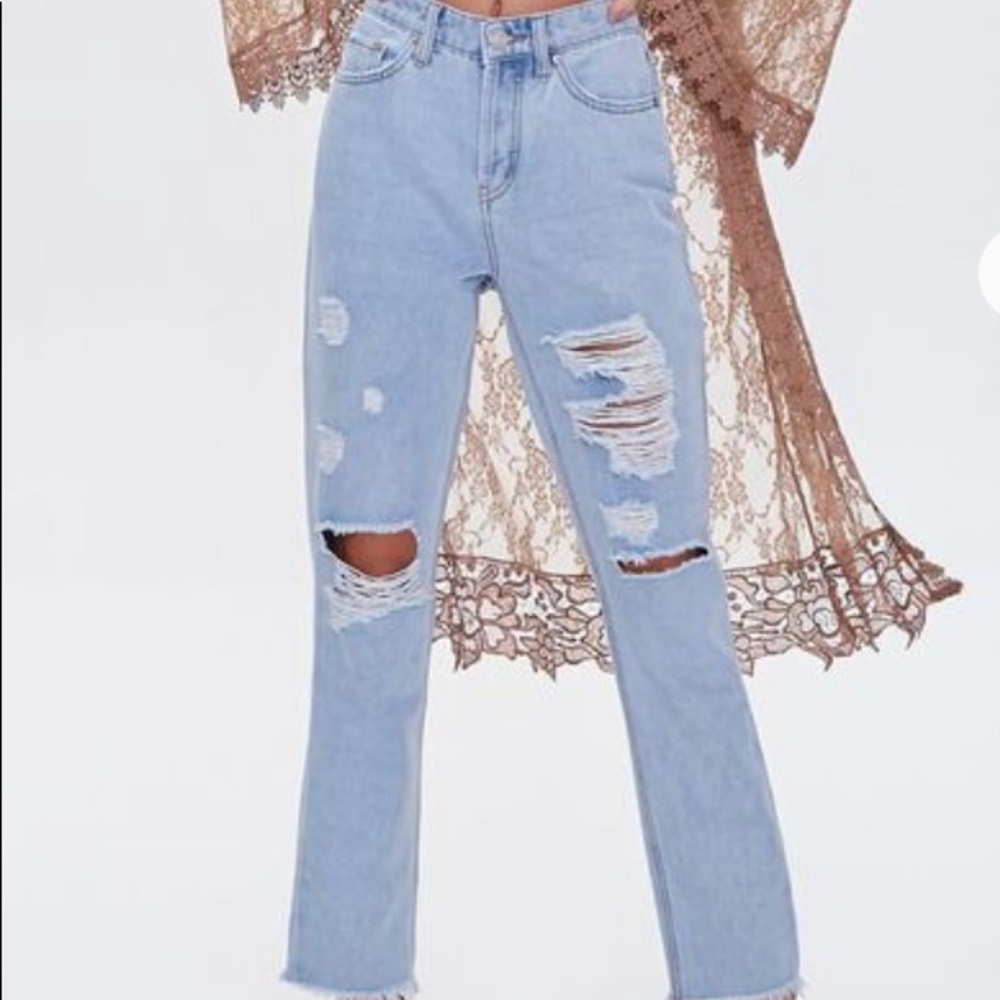 Forever 21 Loose Ripped Boyfriend Jeans